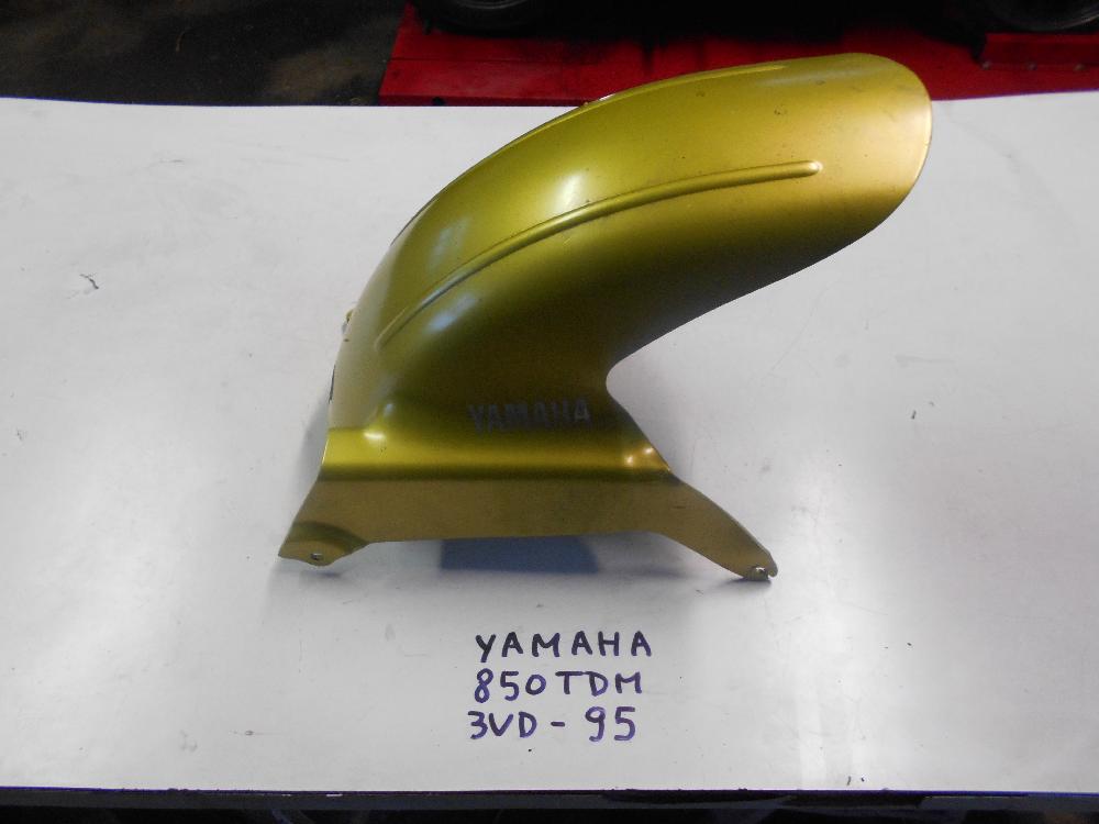Passage de roue YAMAHA 850 TDM 3VD - 96: Pi�ce d'occasion pour moto