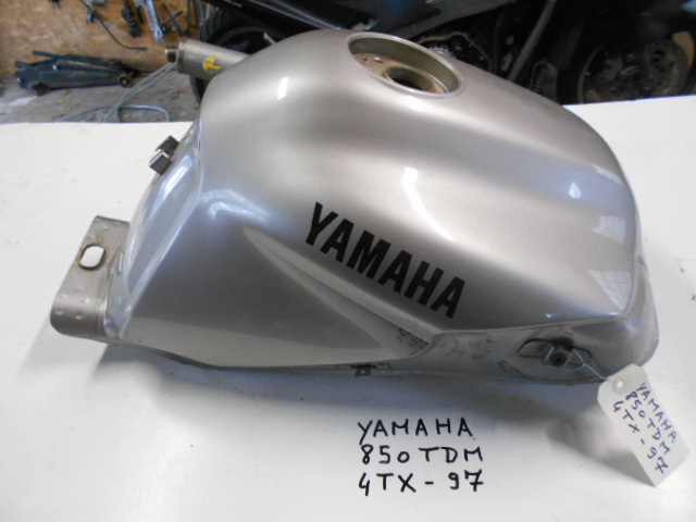 Reservoir nu YAMAHA 850 TDM 4TX - 97: Pi�ce d'occasion pour moto