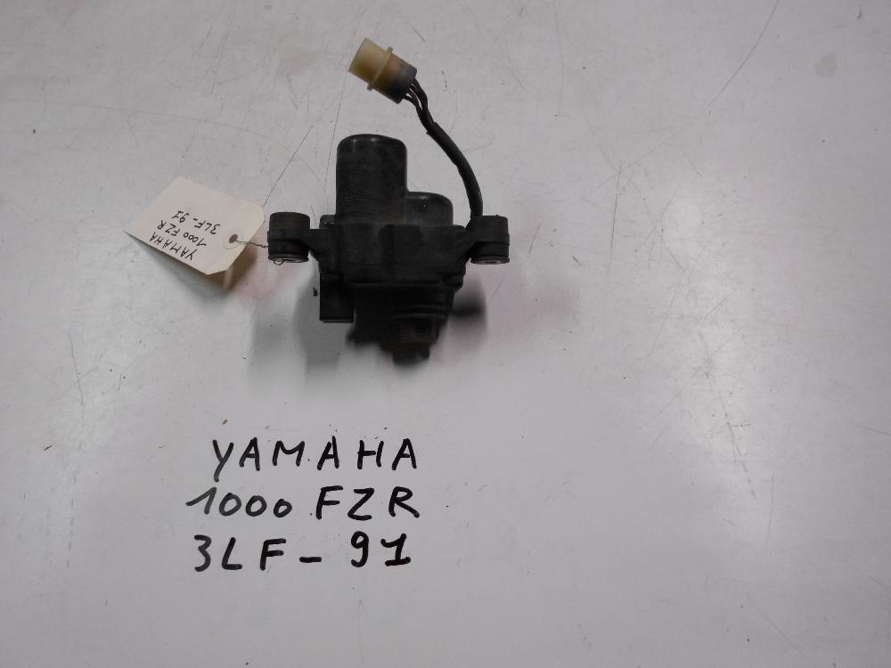 Commande de vanne moteur YAMAHA 1000 FZR 3LF - 91: Pi�ce d'occasion pour moto
