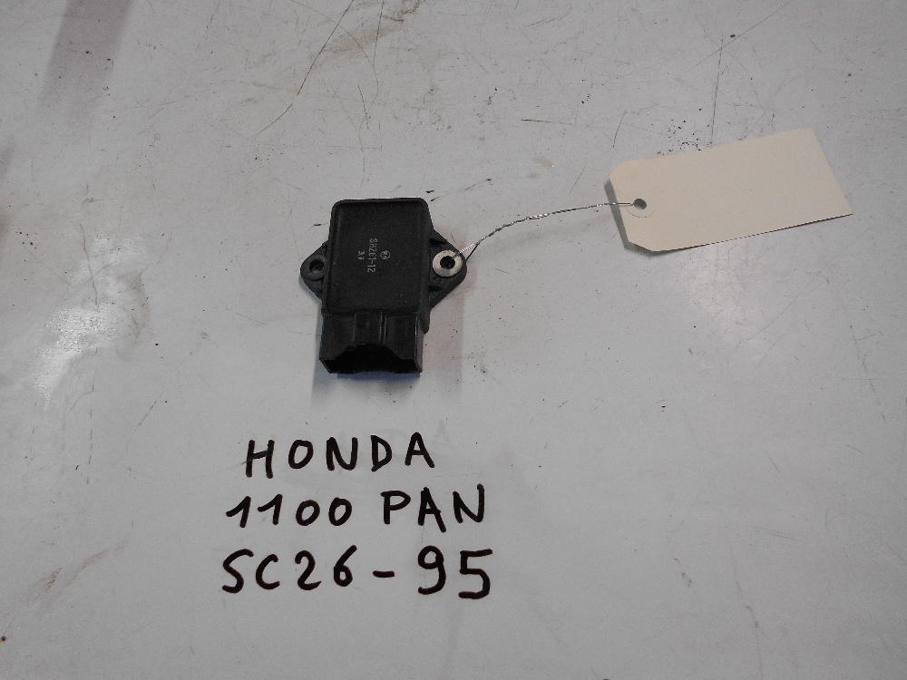 Regulateur HONDA 1100 PAN SC26 - 95: Pi�ce d'occasion pour moto
