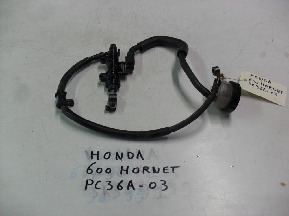 Maitre cylindre de frein arrière HONDA 600 HORNET PC36A - 03: Pi�ce d'occasion pour moto