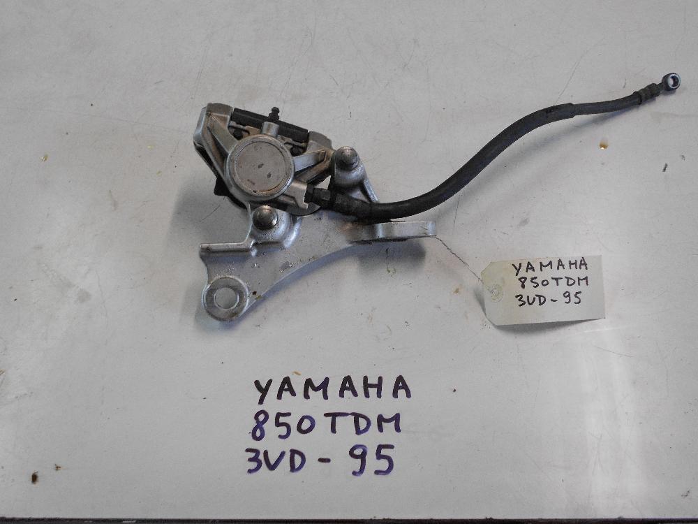 Etrier de frein arrière YAMAHA 850 TDM 3VD - 96: Pi�ce d'occasion pour moto