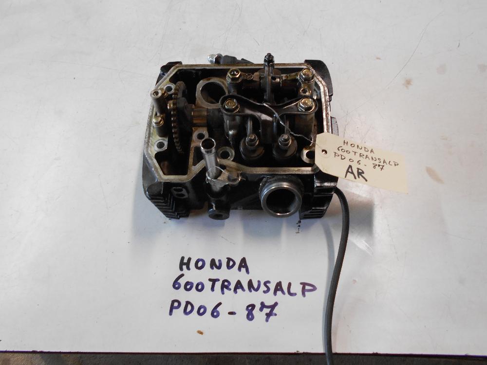 Culasse arrière HONDA 600 TRANSALP PD06 - 87: Pi�ce d'occasion pour moto