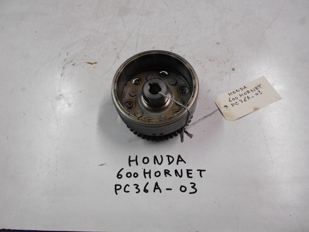 Rotor HONDA 600 HORNET PC36A - 03: Pi�ce d'occasion pour moto