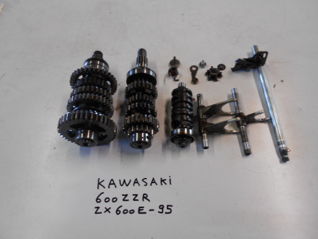 Boite de vitesse KAWASAKI 600ZZR ZX600E - 95: Pi�ce d'occasion pour moto