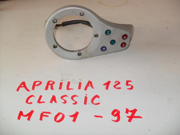 Platine de reservoir APRILIA 125 CLASSIC MF01 - 97: Pi�ce d'occasion pour moto