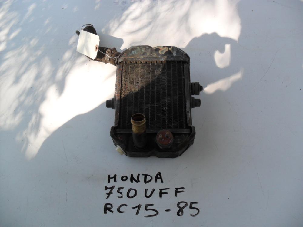 Radiateur HONDA 750 VF F RC15 - 85: Pi�ce d'occasion pour moto