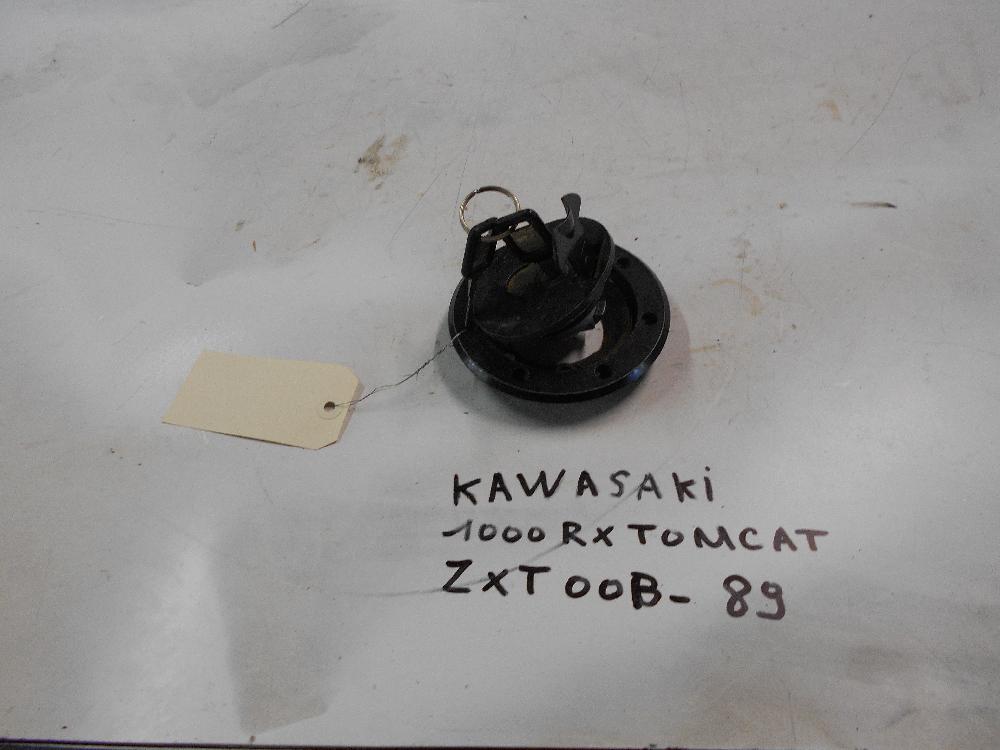 Trappe à essence KAWASAKI 1000 RX ZXT00B - 89: Pi�ce d'occasion pour moto