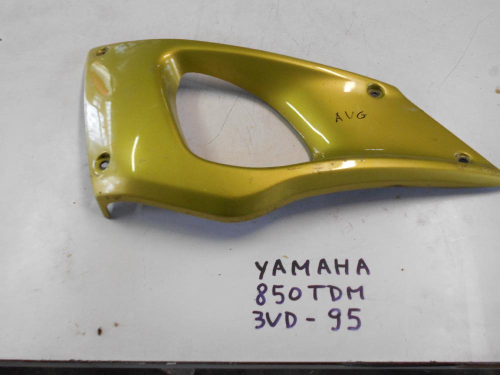 Flanc gauche de carénage YAMAHA 850 TDM 3VD - 96: Pi�ce d'occasion pour moto