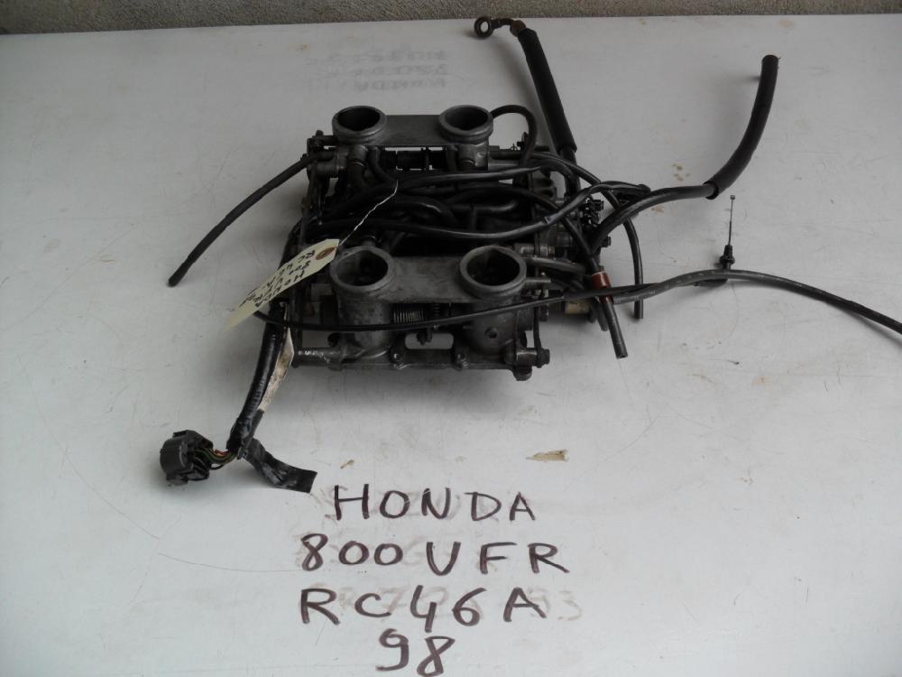 Carburateur HONDA 800 VFR RC46A - 98: Pi�ce d'occasion pour moto