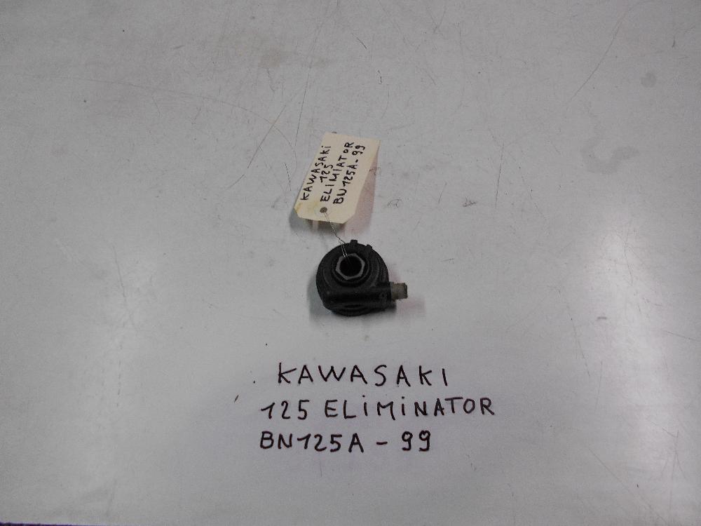 Entrainement de compteur KAWASAKI 125 ELIMINATOR BN125A - 99: Pi�ce d'occasion pour moto