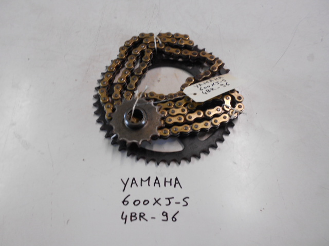 Kit de chaine YAMAHA 600 DIVERSION 4BR - 96: Pi�ce d'occasion pour moto