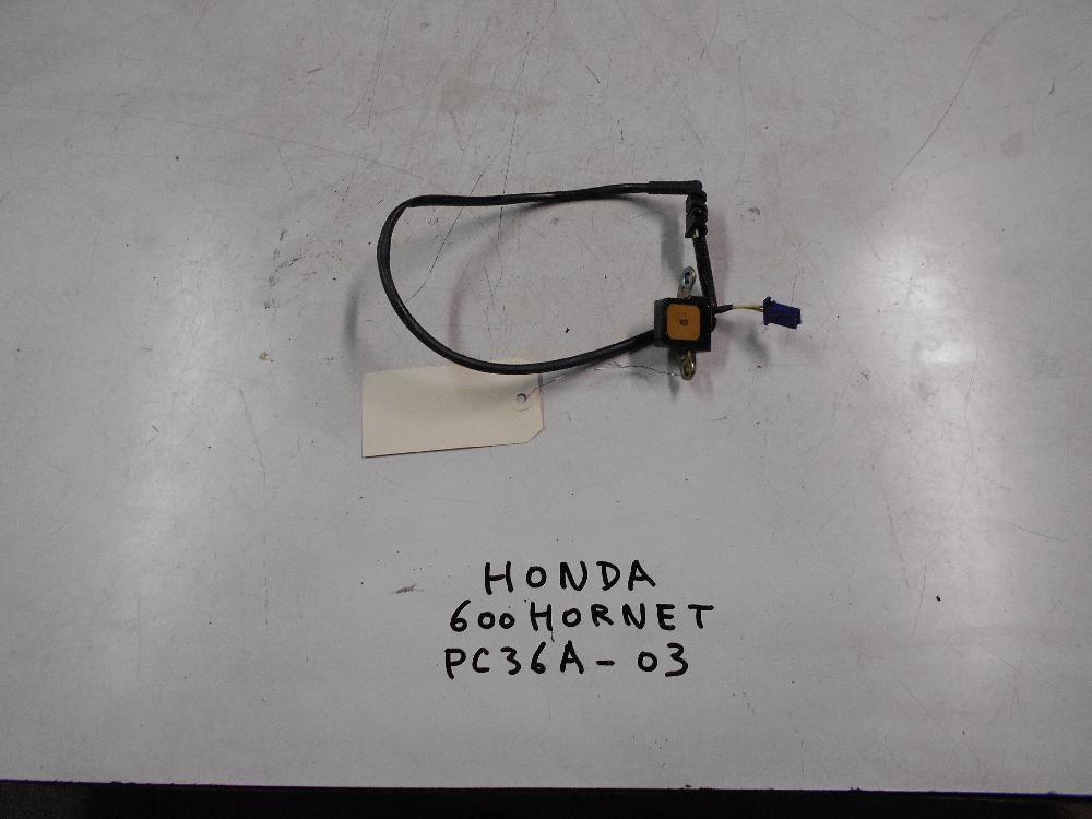 Capteur d'allumage HONDA 600 HORNET PC36A - 03: Pi�ce d'occasion pour moto