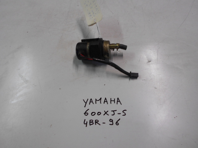 Pompe à essence YAMAHA 600 DIVERSION 4BR - 96: Pi�ce d'occasion pour moto