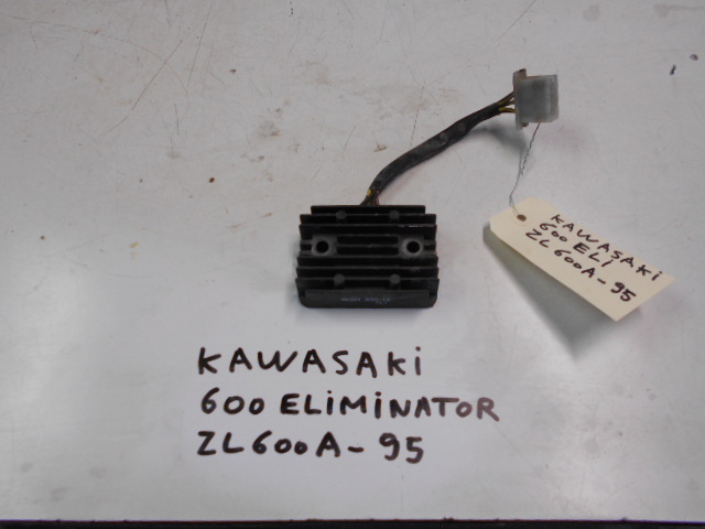 Régulateur KAWASAKI 600 EL ZL600A - 95: Pice d'occasion pour moto