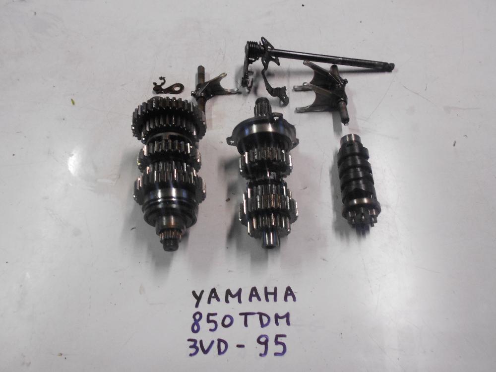 Boite de vitesse YAMAHA 850 TDM 3VD - 96: Pi�ce d'occasion pour moto