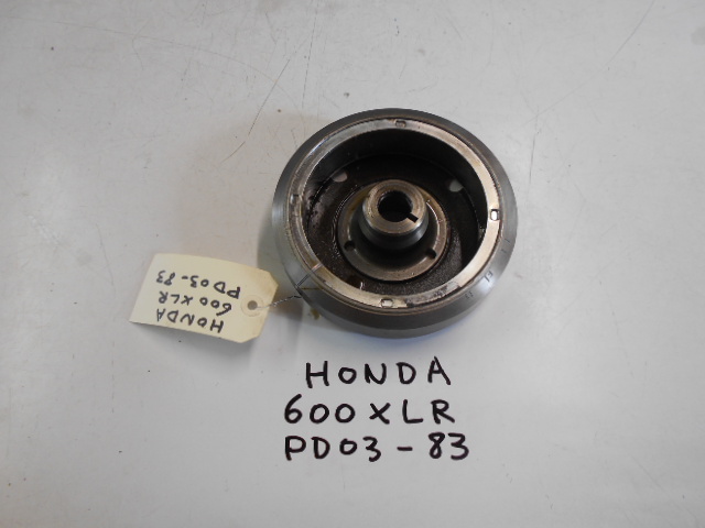 Rotor HONDA 600 XLR PD03 - 83: Pi�ce d'occasion pour moto