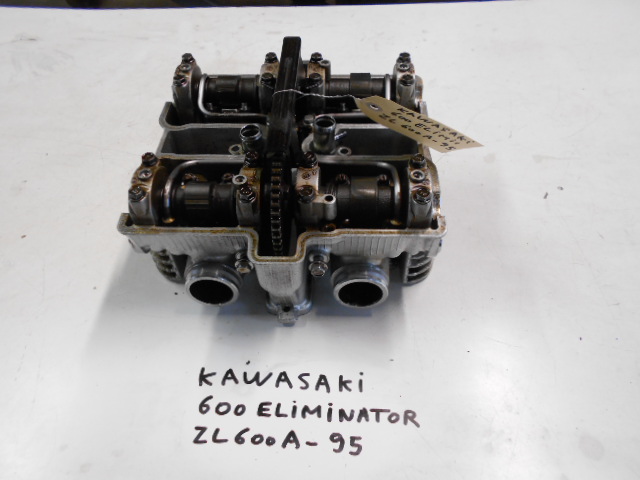 Culasse compléte KAWASAKI 600 EL ZL600A - 95: Pice d'occasion pour moto